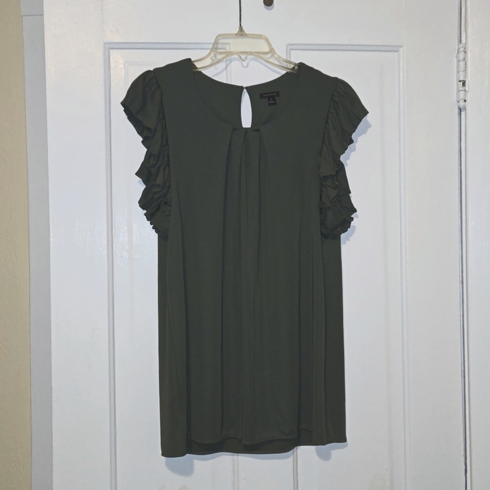Business casual/dressy shirt
